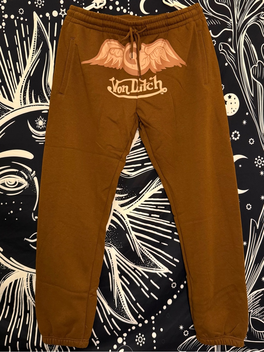 Von Dutch - Wings Joggers 🪽 👁️ - Picture 2 of 4